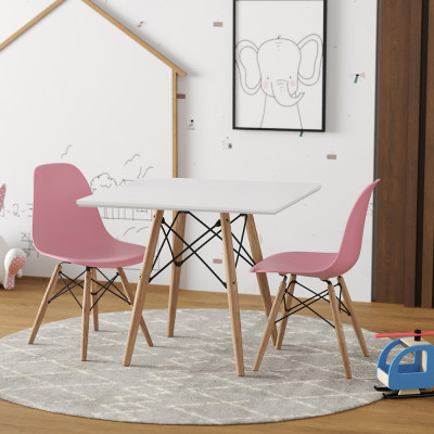 Conjunto De Mesa Eames Eiffel Madeira Infantil 60cm Quadrado Branco 2 Cadeiras Rosa